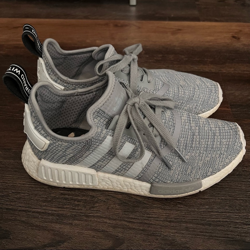 Adidas NMD R1 heathered grey